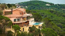 Casa o Chalet en calle riu onyar, 32. lloret de mar de 1.575 m2